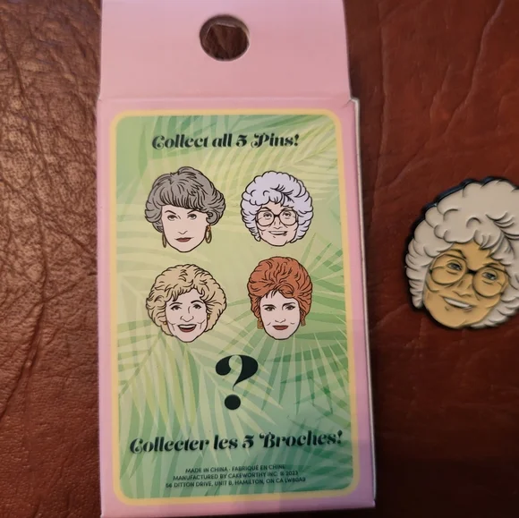 THE GOLDEN GIRLS SOPHIA PIN! NWOT! - Picture 3 of 5